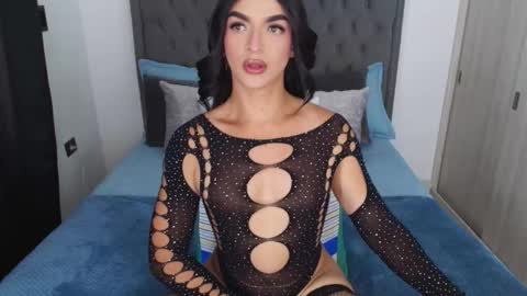 Snapshot of nattasha_dior chatting on 10-16-25, 08:54 nattasha_dior online show from 10-16-25, 08:54