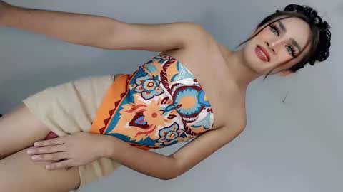 Nathalie smith online show from 06-03-26, 06:05