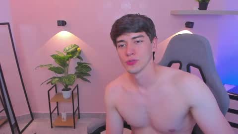 Nathaniel online show from 04-15-26, 09:15