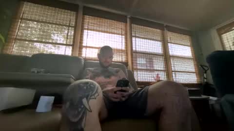 Snapshot of natti_daddy chatting on 05-19-26, 11:33 Nattidaddy online show from 05-19-26, 11:33