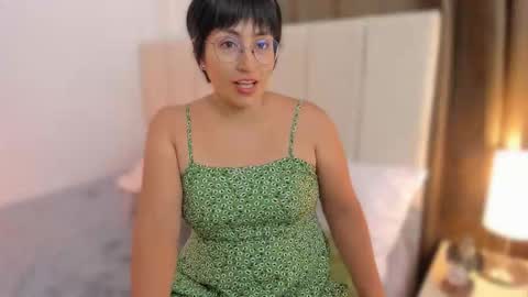 Nathalie online show from 03-05-26, 07:10