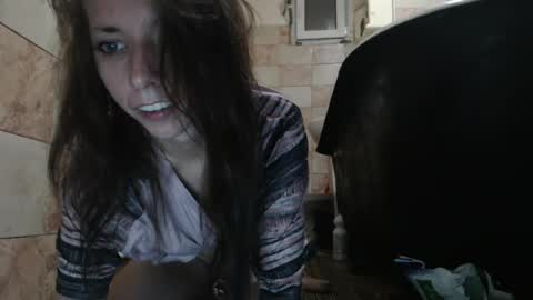 Snapshot of natty_chloe chatting on 08-08-26, 02:25 Chloe online show from 08-08-26, 02:25
