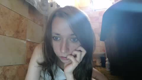Snapshot of natty_chloe chatting on 08-09-26, 04:17 Chloe online show from 08-09-26, 04:17