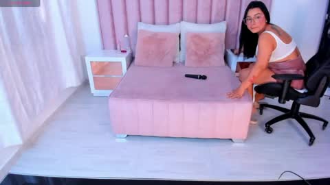 Sophia online show from 04-18-26, 06:56