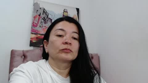 Snapshot of naturally_mature chatting on 04-22-26, 02:03 Sammy online show from 04-22-26, 02:03