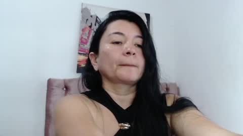 Snapshot of naturally_mature chatting on 05-04-26, 02:18 Sammy online show from 05-04-26, 02:18