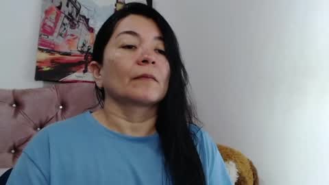 Snapshot of naturally_mature chatting on 05-08-26, 02:06 Sammy online show from 05-08-26, 02:06
