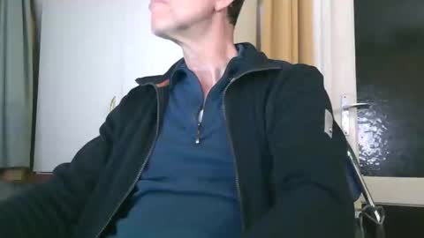 naturista25 online show from 11-02-25, 06:21