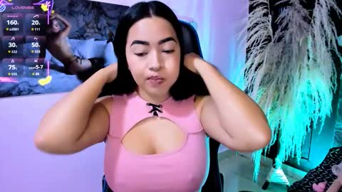 Snapshot of naty_07 chatting on 10-26-25, 03:18 Natalia online show from 10-26-25, 03:18