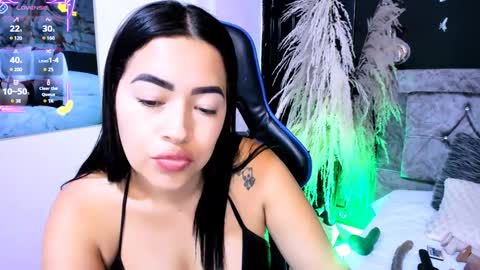 Snapshot of naty_07 chatting on 12-05-25, 07:32 Natalia online show from 12-05-25, 07:32