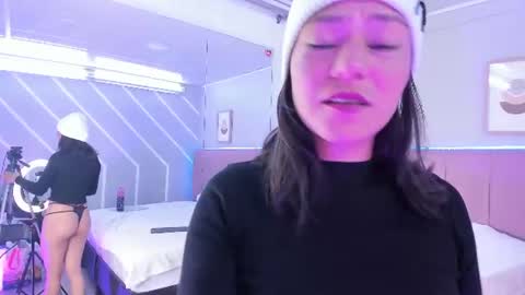 Snapshot of natybliss chatting on 06-20-26, 06:49 natybliss online show from 06-20-26, 06:49