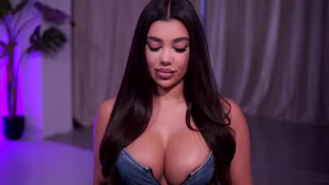 Naty online show from 03-19-26, 08:02