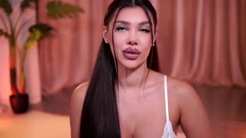 Naty online show from 03-31-26, 07:14