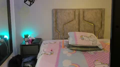Snapshot of natyrussel chatting on 06-09-26, 11:33 natyrussel online show from 06-09-26, 11:33