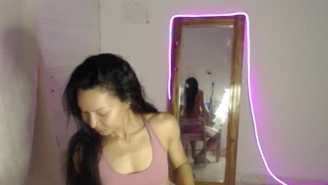 Stella Mcqueen online show from 03-15-26, 10:10