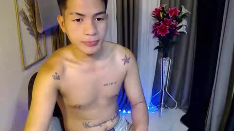 Snapshot of naughty_angelo chatting on 04-23-26, 05:26 naughty_angelo online show from 04-23-26, 05:26