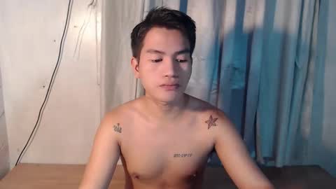 Snapshot of naughty_angelo chatting on 06-10-26, 11:42 naughty_angelo online show from 06-10-26, 11:42