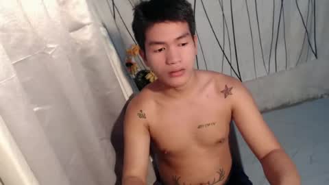 Snapshot of naughty_angelo chatting on 06-13-26, 09:29 naughty_angelo online show from 06-13-26, 09:29