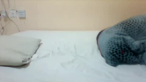 Snapshot of naughty_baddie5 chatting on 06-18-26, 11:47 candy online show from 06-18-26, 11:47