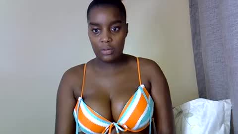 Snapshot of naughty_booby chatting on 06-26-26, 10:25 Bettybooby online show from 06-26-26, 10:25
