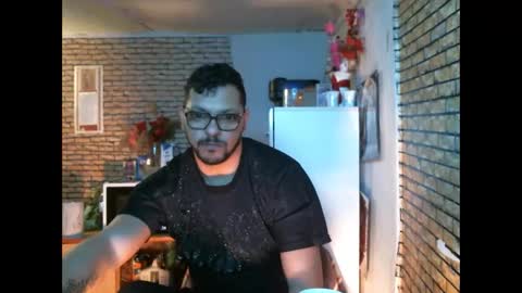 naughty_coupl3xxx online show from 03-01-26, 04:03