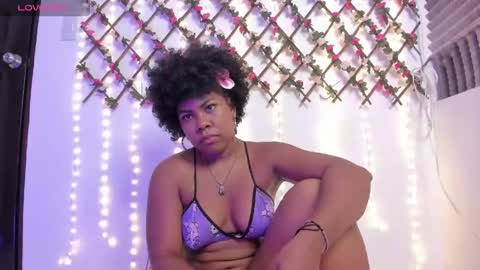 Snapshot of naughty_ebonyy chatting on 05-15-26, 07:59 SASHA online show from 05-15-26, 07:59
