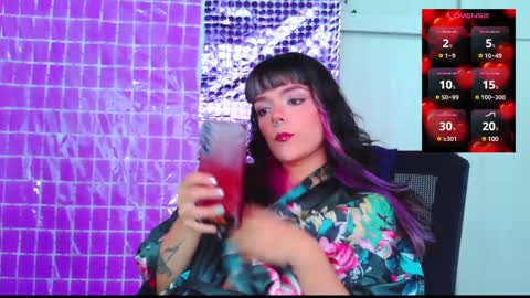 Snapshot of naughty_em_17 chatting on 03-02-25, 04:32 Em  please help me reach 100 thumbs up 3 online show from 03-02-25, 04:32