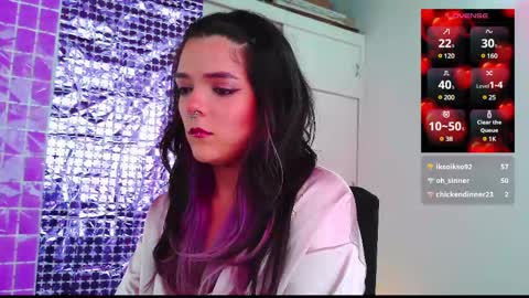 Snapshot of naughty_em_17 chatting on 03-04-25, 01:49 Em  please help me reach 100 thumbs up 3 online show from 03-04-25, 01:49