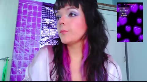 Snapshot of naughty_em_17 chatting on 03-09-25, 06:11 Em  please help me reach 100 thumbs up 3 online show from 03-09-25, 06:11