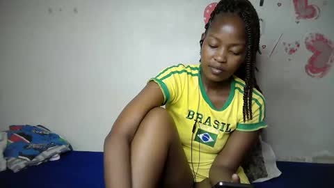 Snapshot of naughty_keesha1 chatting on 10-13-25, 08:03 naughty_keesha1 online show from 10-13-25, 08:03
