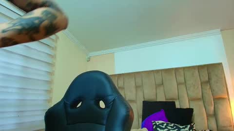 Kitten online show from 03-03-26, 11:16