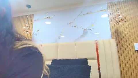 Snapshot of naughty_kittenm chatting on 07-13-26, 11:24 Kitten online show from 07-13-26, 11:24