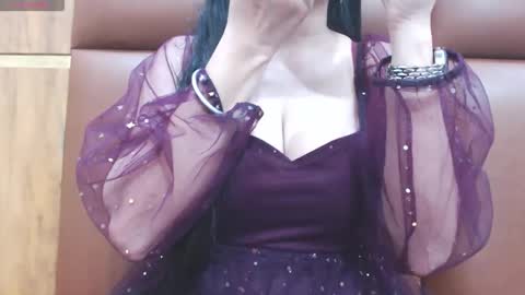 riya online show from 12-13-25, 08:25