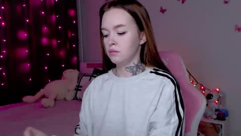 Mable online show from 11-17-25, 01:11