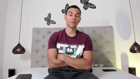 Snapshot of naughty_mike_01 chatting on 01-03-25, 07:29 naughty_mike_01 online show from 01-03-25, 07:29