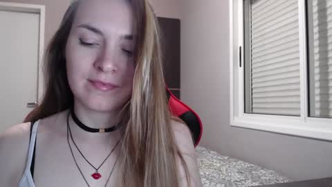 Snapshot of naughty_popa chatting on 12-31-24, 02:08 Ann online show from 12-31-24, 02:08