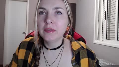 Snapshot of naughty_popa chatting on 01-04-25, 02:35 Ann online show from 01-04-25, 02:35