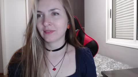 Snapshot of naughty_popa chatting on 01-12-25, 06:06 Ann online show from 01-12-25, 06:06