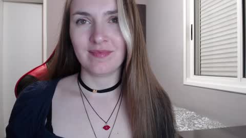 Snapshot of naughty_popa chatting on 01-12-25, 09:08 Ann online show from 01-12-25, 09:08