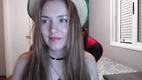 Snapshot of naughty_popa chatting on 01-22-25, 07:25 Ann online show from 01-22-25, 07:25