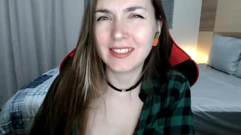 Snapshot of naughty_popa chatting on 06-08-26, 02:23 Ann online show from 06-08-26, 02:23
