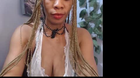 Snapshot of naughty_xxbunny chatting on 02-09-25, 03:01 beauty online show from 02-09-25, 03:01