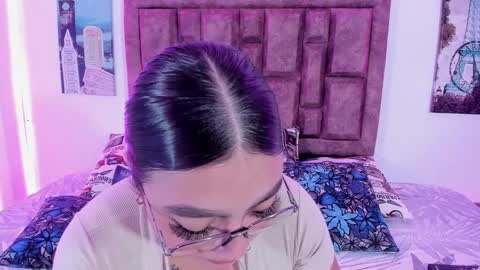 Snapshot of naughtyanamaria chatting on 01-10-25, 02:46 Ana online show from 01-10-25, 02:46