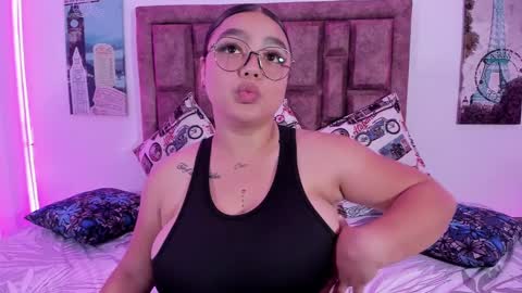 Snapshot of naughtyanamaria chatting on 01-11-25, 03:13 Ana online show from 01-11-25, 03:13