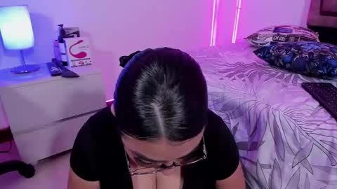Snapshot of naughtyanamaria chatting on 01-11-25, 09:57 Ana online show from 01-11-25, 09:57