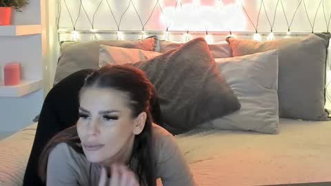 Cassy online show from 02-16-25, 04:21