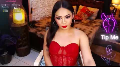Snapshot of naughtyfridah chatting on 05-19-26, 06:25 naughtyfridah online show from 05-19-26, 06:25