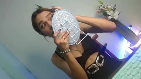 Snapshot of naughtyhotrexa chatting on 02-09-25, 10:42 Trexamea online show from 02-09-25, 10:42