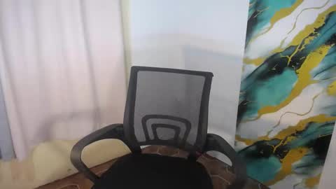 Snapshot of naughtyjosh_ chatting on 04-28-26, 02:33 Josh online show from 04-28-26, 02:33
