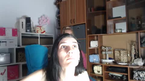 Snapshot of naughtylexy69 chatting on 05-01-26, 06:40 Alexia online show from 05-01-26, 06:40